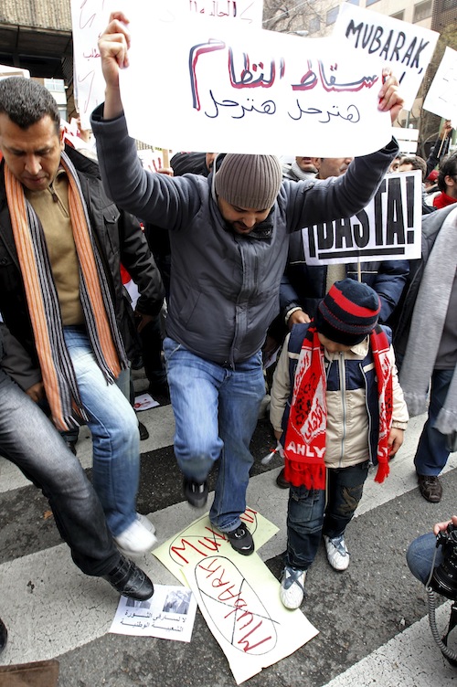 CONCENTRACIâN DE PROTESTA CONTRA MUBARAK