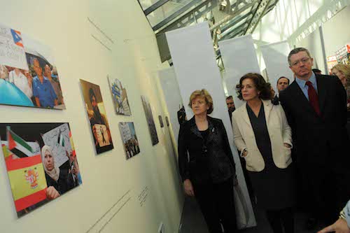 La presidenta de la AVT, Ángeles Pedraza, Botella y Gallardón - Ayto