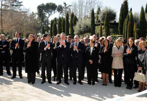 Políticos en el Bosque del Recuerdo, este martes - Ayto