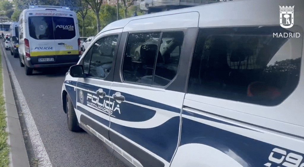 Grave un hombre de 55 años atropellado en la calle Emigrantes