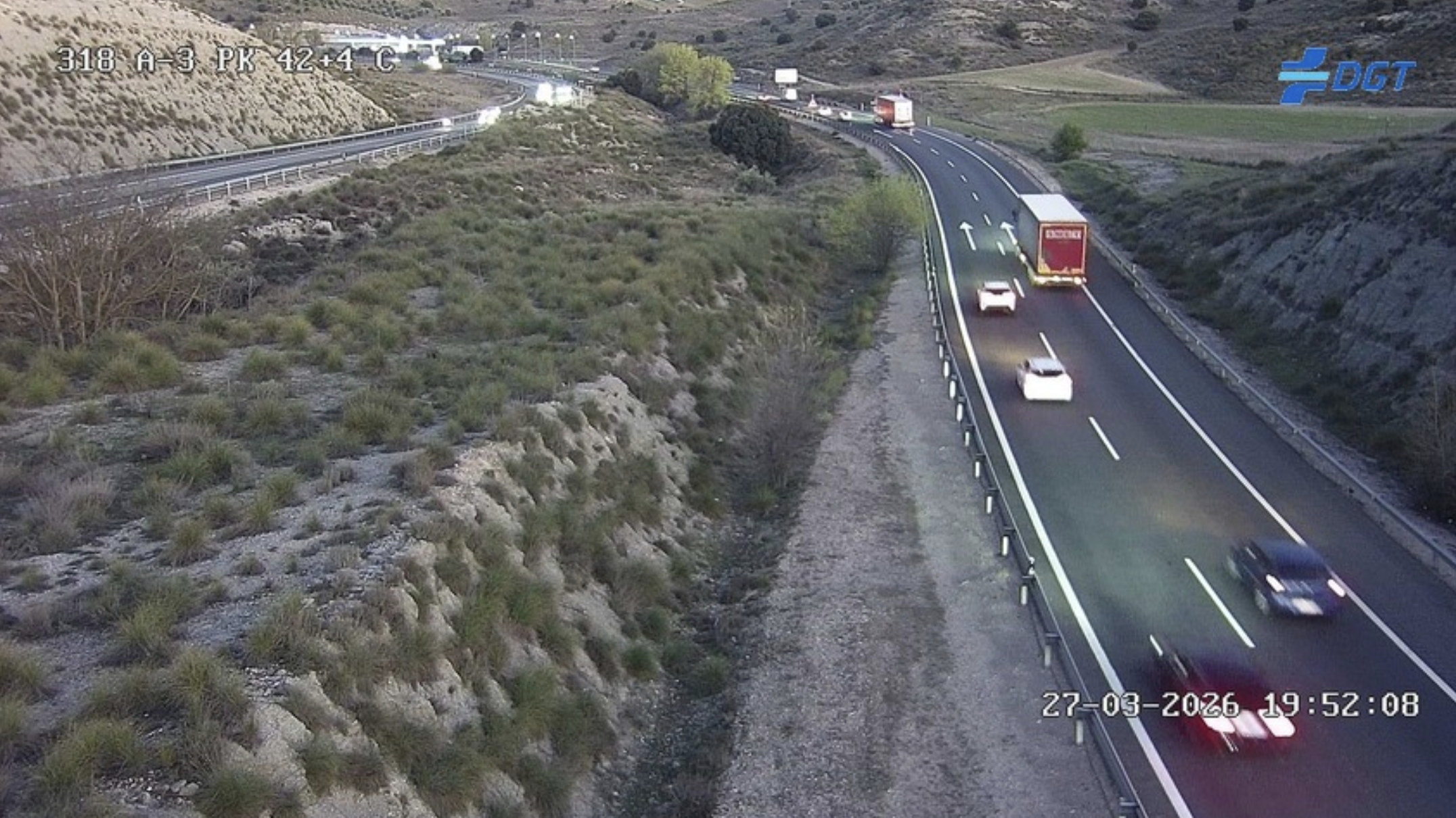 Incidencia en la A-3: Un accidente complica la entrada a Madrid a la altura de Perales de Tajuña