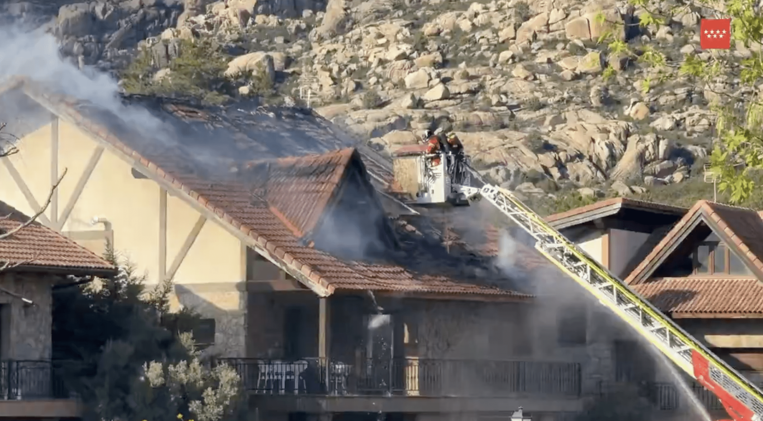 Arde un chalé en Manzanares el Real