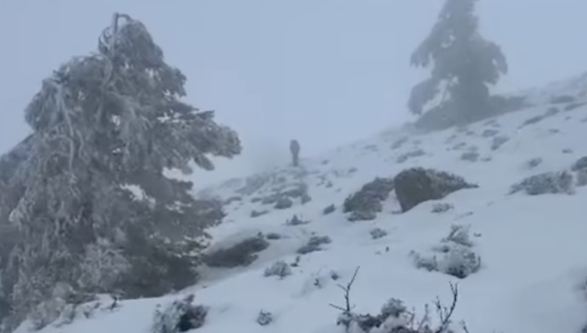 VÍDEO Cinco horas de rescate a dos excursionistas atrapados por el temporal en Cabezas de Hierro