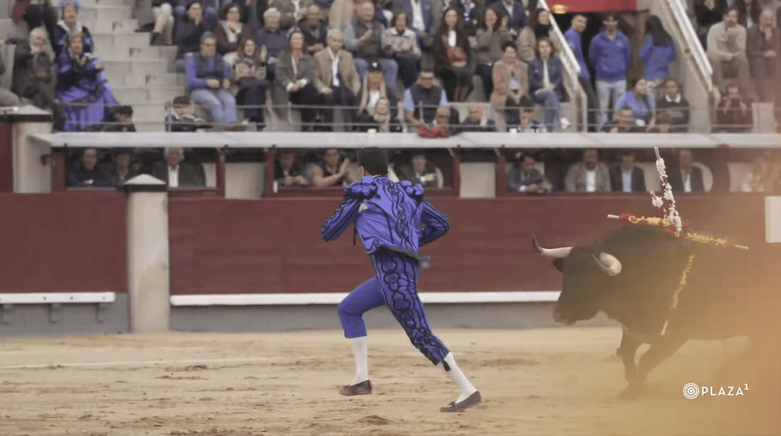 El banderillero Raúl Ruiz, herido de gravedad en Las Ventas tras una cornada de 25 centímetros
